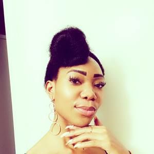 Meet your Posher, Jolie